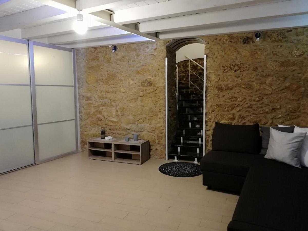 מלון קלטג'ירונה Palazzo Sant'Elia מראה חיצוני תמונה