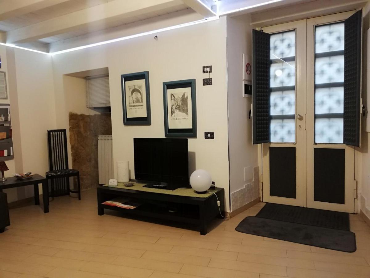 מלון קלטג'ירונה Palazzo Sant'Elia מראה חיצוני תמונה